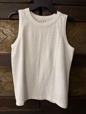 LOFT White Ribbed Crewneck Sleeveless Tank